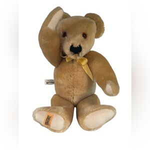 Merrythought Ironbridge Shropshire Teddy Bear Hump Back Artist Hand Signed